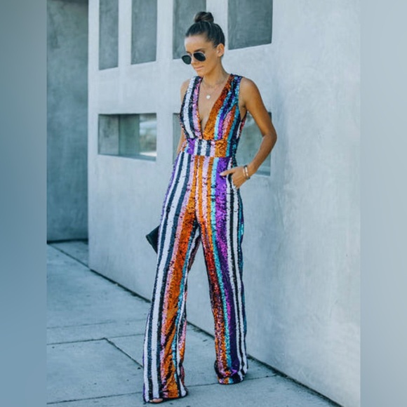 VICI POCKETED SEQUIN JUMPSUIT (brand new with tags) - Picture 1 of 1
